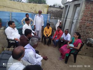 Read more about the article दिघी येथील मयताच्या कुटुंबाचे आमदार जवळगावकरांनी केले सांत्वन