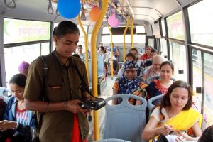 Read more about the article महाराष्ट्र राज्य परिवहन मंडळाने सर्व महिलांना सर्व बसेस मध्ये आज पासून 50 टक्के सवलत.