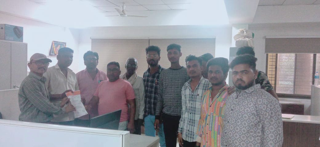 Read more about the article वाशिम शहरातील डॉ बाबासाहेब आंबेडकर चौक व अकोला नाका येथील आनंद बुद्ध विहार याची रंग रंगोटी व सौंदर्यीकरण नगरपरिषदेने त्वरित करावी -मनसेची मागणी