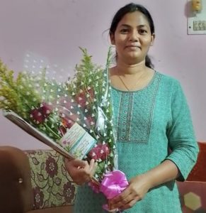 Read more about the article <em>महाराष्ट्र वनसेवा 2021 च्या स्पर्धा परीक्षेत वरोऱ्याची जया श्रावण बगडे अनुसूचित जमातीत राज्यात तिसरी</em>