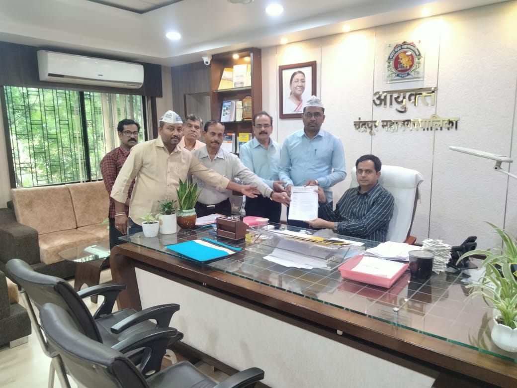 Read more about the article छाबडा ले आऊट मधील जनता रोड चा प्रतिक्षेत,<em>निधी नसल्याचे कारण दाखवत मूलभूत सुविधे कडे दुर्लक्ष चुकीचे :- आम आदमी पार्टी चंद्रपूर</em>