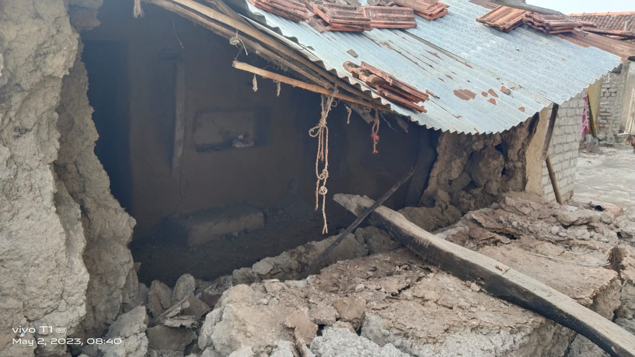 Read more about the article कळमनेर येथे अवकाळी पावसाने घराची भिंत कोसळून नुकसान