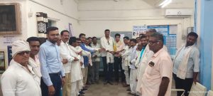 Read more about the article भारतीय स्टेट बँकेच्या व्यवस्थापकाना दिला ढाणकीकरानी निरोप . कारकिर्दीत शेतकऱ्यांसाठी केलेल्या भरीव कामगिरीने उपस्थित झाले भावनिक