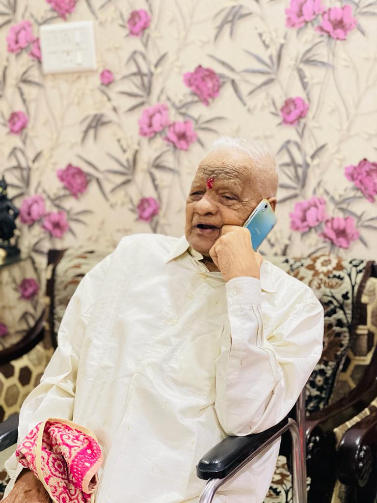 Read more about the article चंद्रपूरचे खासदार बाळू धानोरकर यांना पितृशोक ,वडील नारायण धानोरकर यांचे दीर्घ आजाराने निधन