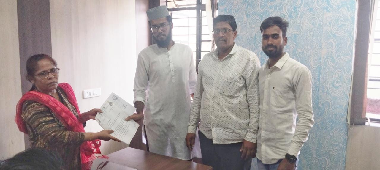 Read more about the article डोंगरगाव येथील त्या जागेचा फेरफार चुकीचाच ,कुठलेही कागदपत्रे नसताना चुकीच्या पद्धतीने खोटा फेरफार,