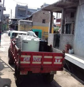 Read more about the article पावसाळ्यात सुद्धा पाण्यासाठी ढाणकीकर तहानलेलेच राजकीय निवडणुका असल्यास कनिंग भर नेते यांची होते युती पाणी प्रश्न मात्र अनिर्णीत