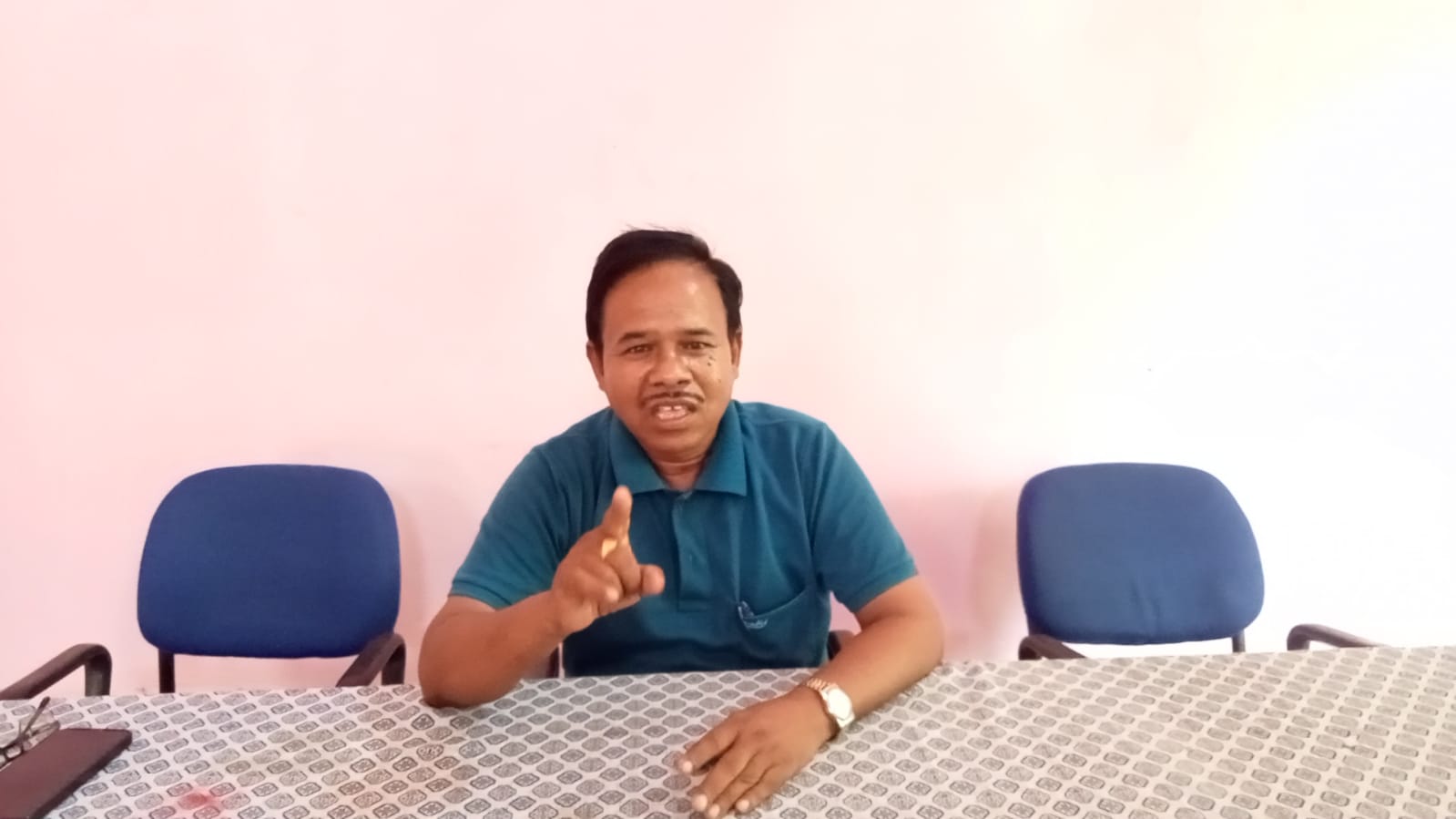 Read more about the article सेवानिवृत्ती शिक्षकांना रिक्त पदावर जिल्हा परिषद शाळेत घेण्याचे परिपत्रक मागे घ्या – संजीव भांबोरे राज्य सरचिटणीस,ही तर डीएड, एमएड ,बी एड, सुशिक्षित बेरोजगाराची थट्टा