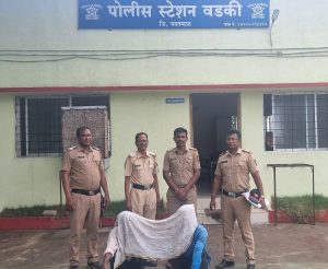 Read more about the article बॅटरी चोरांना वडकी पोलिसांनी ठोकल्या बेड्या