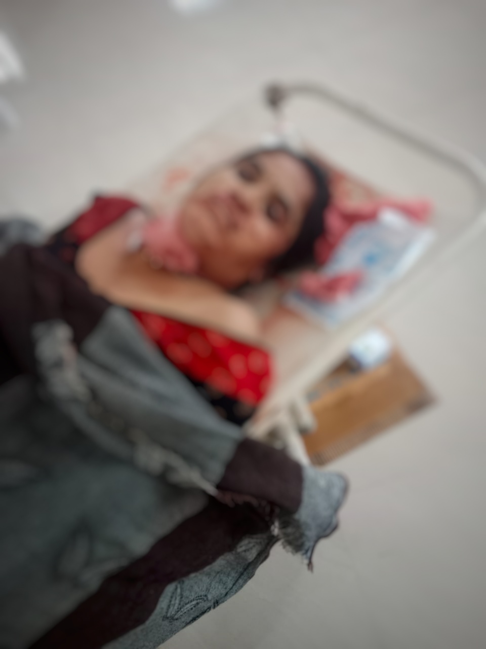 Read more about the article चरित्र्याच्या संशय मनात धरून पतीने केला पत्नीचा खून, धारदार लोखंडी सुरीने खून केल्याची धक्कादायक घटना