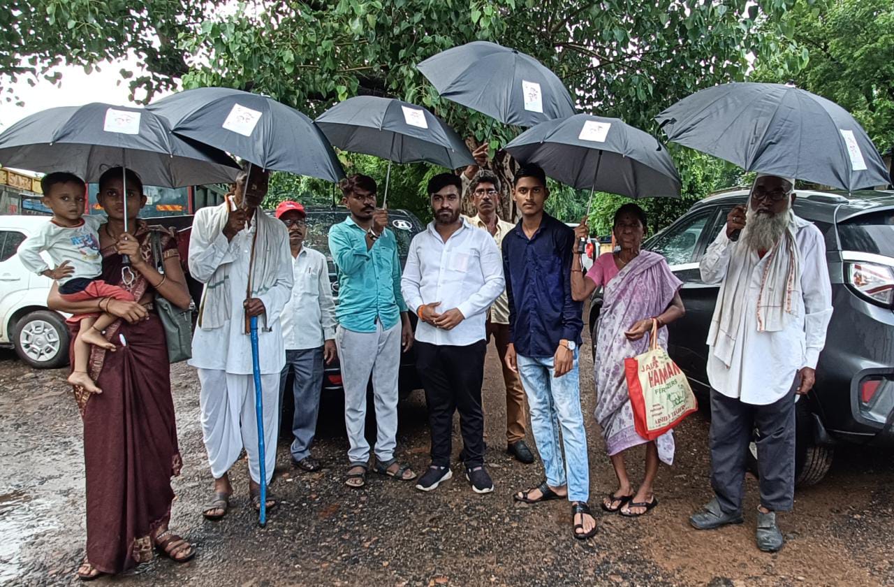 Read more about the article वणीत शिवसेना पक्षप्रमुख उद्धव ठाकरे यांचा वाढदिवस विविध उपक्रमातून साजरा