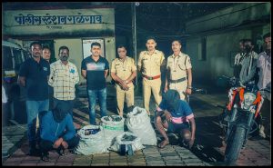 Read more about the article राळेगाव येथील कर्तव्यदक्ष ठाणेदार रामकृष्ण जाधव यांची अवैध दारू वाहतुकीवर धडक कारवाई; १लाख६४ हजार रुपये किमतीचा मुद्द्माल हस्तगत