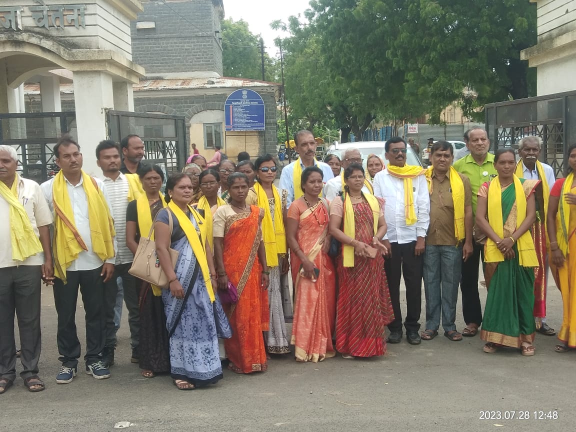 Read more about the article मणिपूर मध्ये चालु असलेले हिंसक वातावरण आणि महिला अत्याचाराची दखल केंद्र सरकारने घेतली पाहिजे – मधुसूदन कोवे