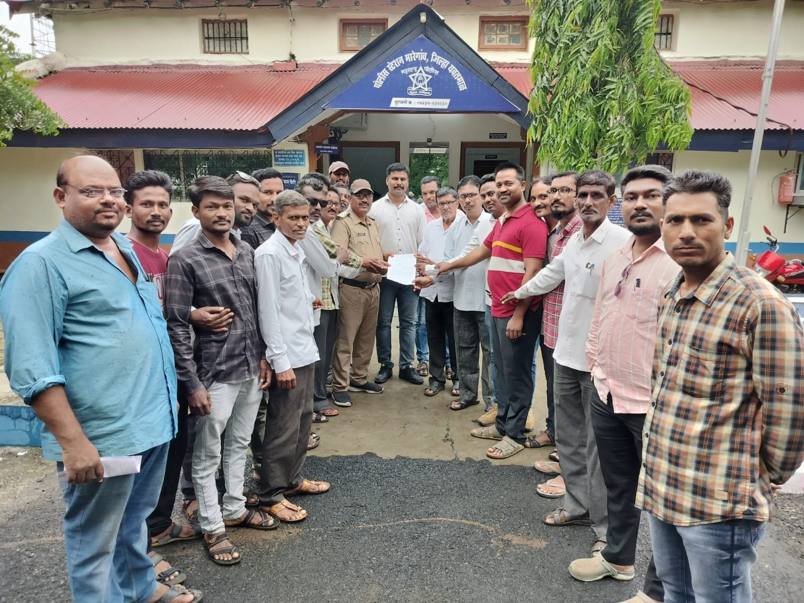 Read more about the article मारेगाव तालुक्यातील मटका, जुगारासह अवैध‎ धंदे बंद करा, भाजपच्या वतीने मागणी‎