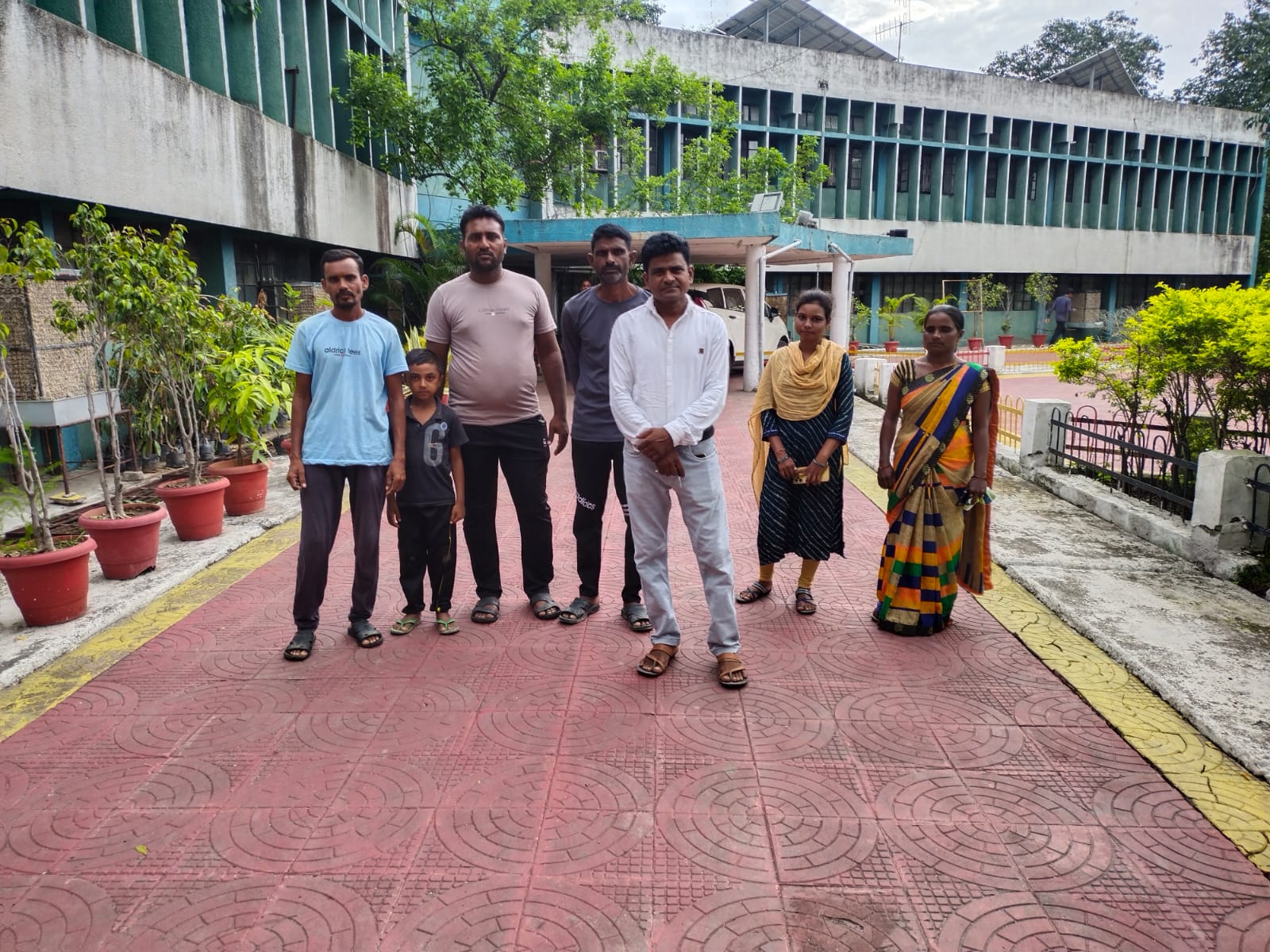 Read more about the article संवाद चर्चेतून ज्ञानार्जन मार्ग सुस्कर :समस्या निराकरण करण्याचा मार्ग हा जनहितार्थ : ग्रामपंचायत सदस्य राहुल खारकर यांच्या प्रयत्नांना यश!