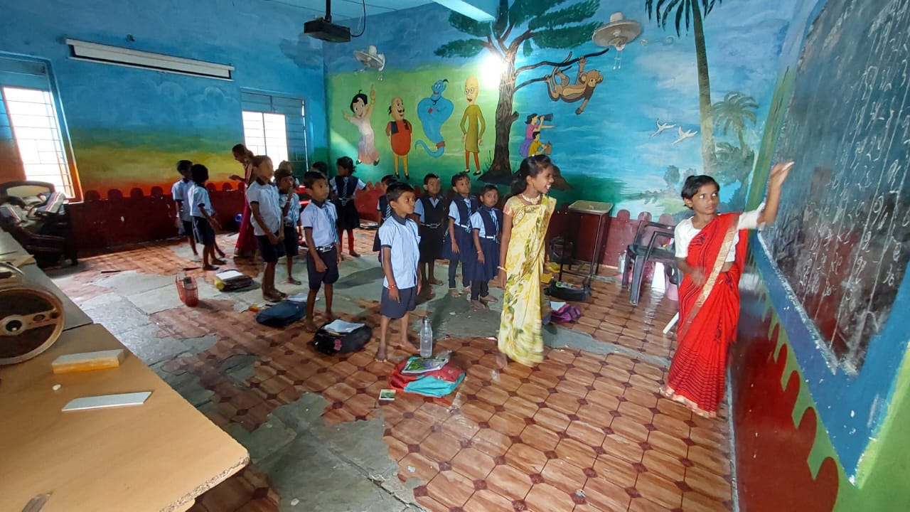 Read more about the article <em>जिल्हा परिषद उच्च प्राथमिक शाळा , दहेगाव येथे शिक्षक दिन साजरा</em>