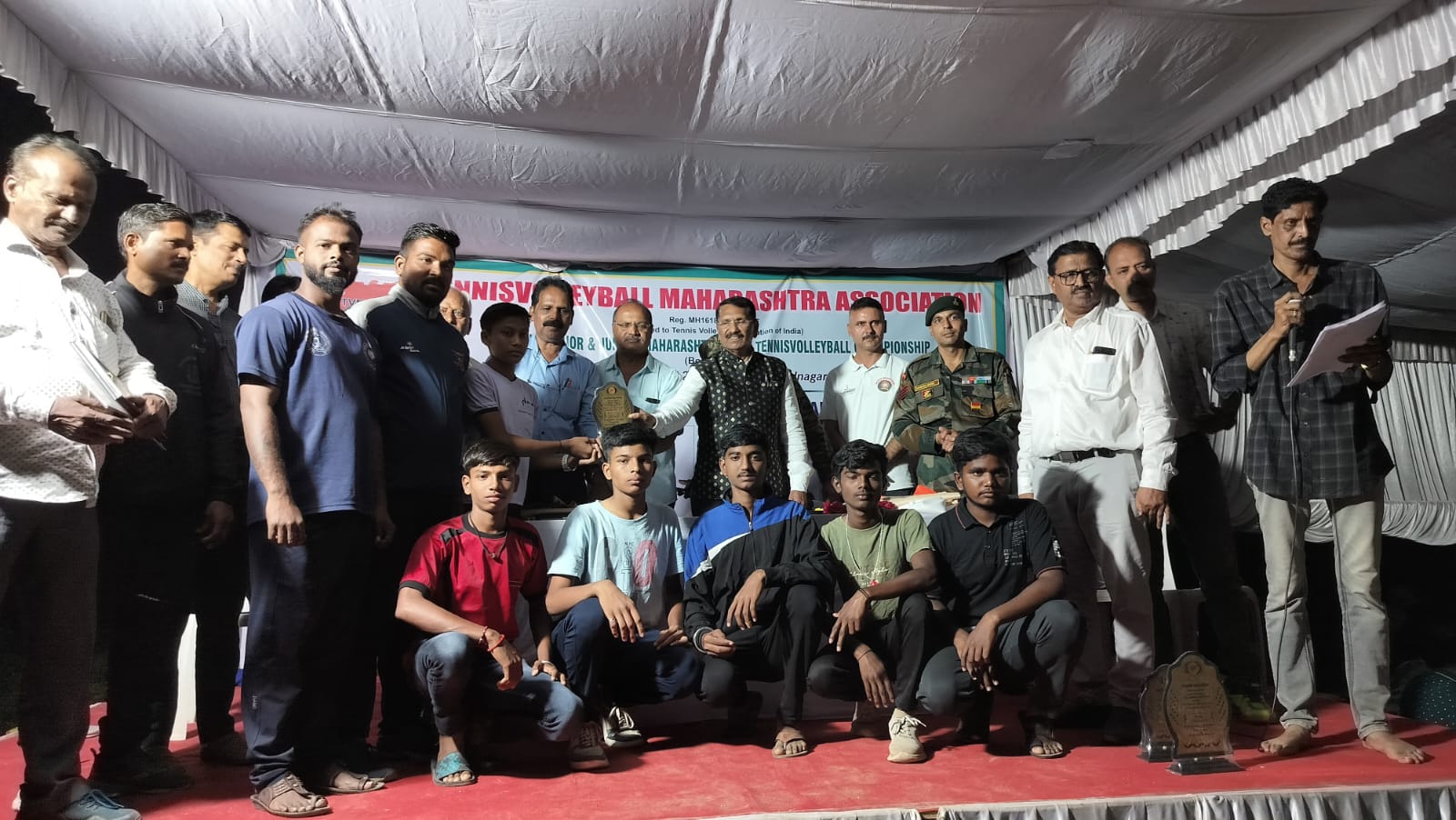 Read more about the article राज्यस्तरीय टेनिस व्हॉलीबॉल स्पर्धेत नवोदय क्रीडा मंडळाच्या खेळाडूंना तिसरे पारितोषिक