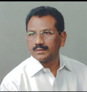 Read more about the article <em>गावकरी, सामाजिक कार्यकर्ते एकत्र आले अन पांदन रस्त्याचे कामं सुरु झाले</em><br>( लोकवर्गणी तुन होणाऱ्या वाऱ्हा पांदन रस्ताची मतदारसंघात चर्चा )