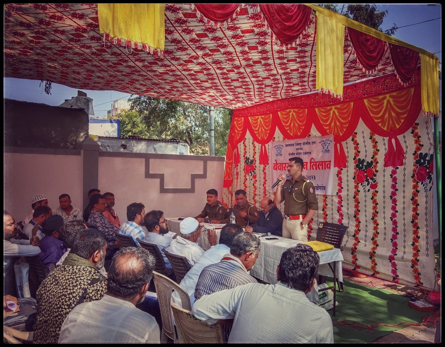 Read more about the article राळेगाव पोलिस स्टेशन अंतर्गत बेवारस वाहनांच्या लिलाव प्रक्रियेला व्यापाऱ्यांचा उत्स्फूर्त प्रतिसाद