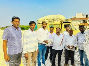 Read more about the article <em>सीसीआय च्या कापूस खरेदीला प्रारंभ</em>