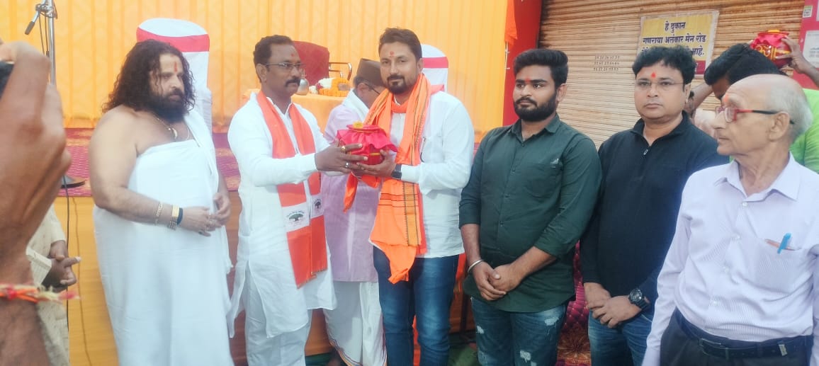 Read more about the article राळेगाव – श्रीराम जन्मभूमी अक्षता कलश शोभायात्रचे स्वागत