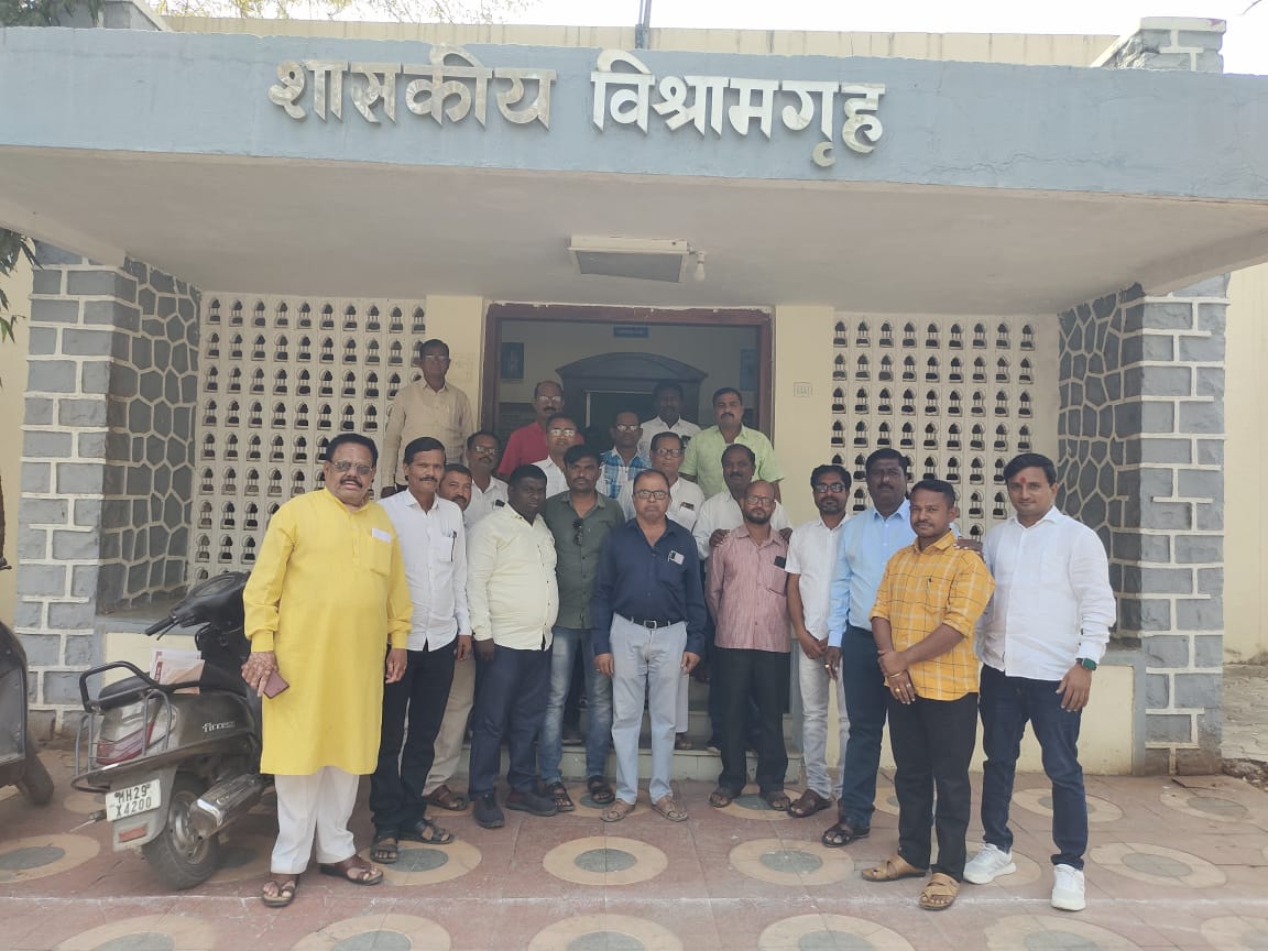 Read more about the article राळेगाव तालुका पत्रकार संघाच्या अध्यक्षपदी प्रा. मोहन देशमुख तर सचिव म्हणून महेश भोयर यांची निवड.