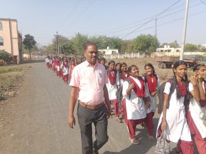 Read more about the article <em>नेताजी विद्यालय राळेगाव तर्फे मतदार जनजागृती प्रभात फेरी</em>