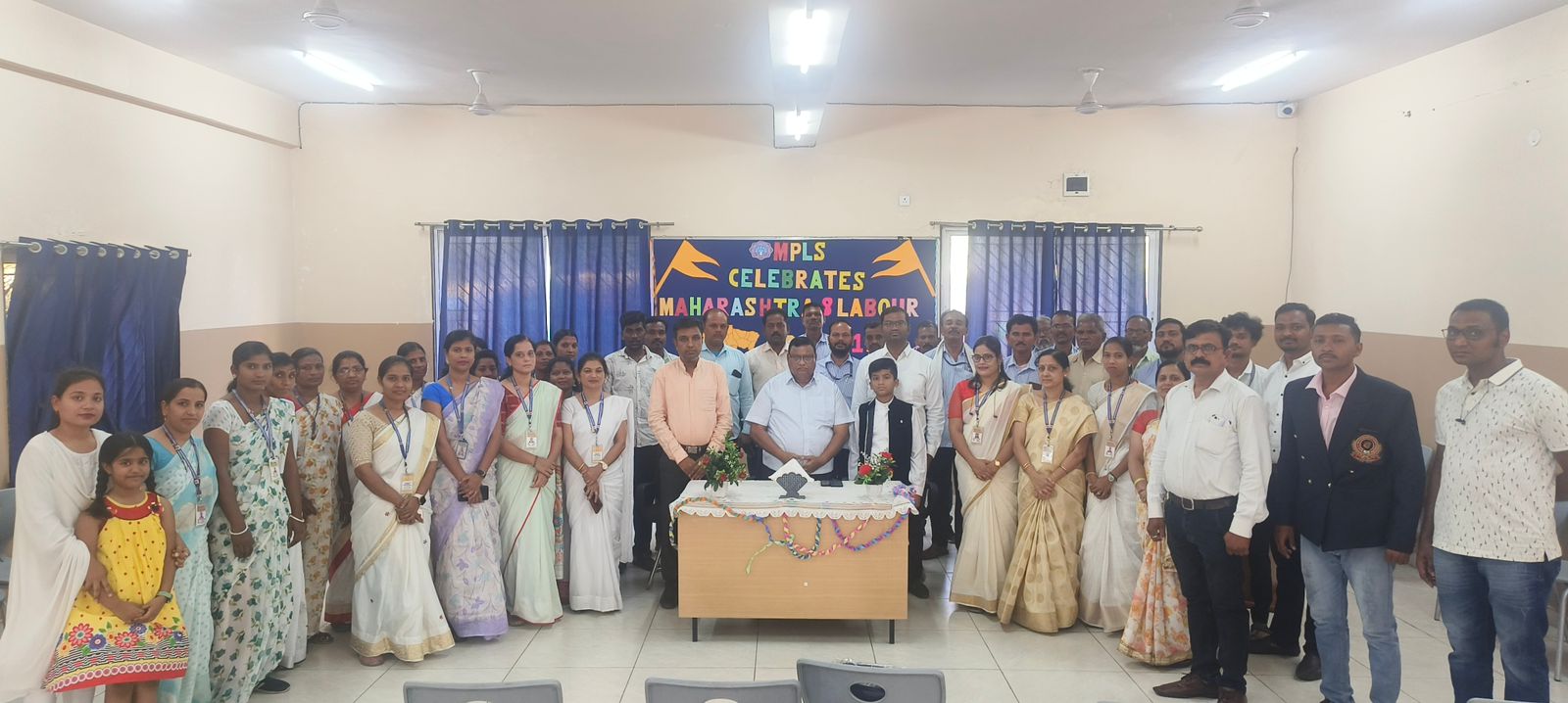 Read more about the article मार्कंडेय पोदार लर्न स्कूल, वणी येथे महाराष्ट्र दिन व कामगार दिन उत्साहात साजरा