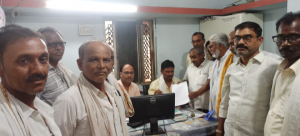 Read more about the article शेतकऱ्यांना शेअर्स ची रक्कम परत करा: वडकी येशील शेतकऱ्यांची मागणी