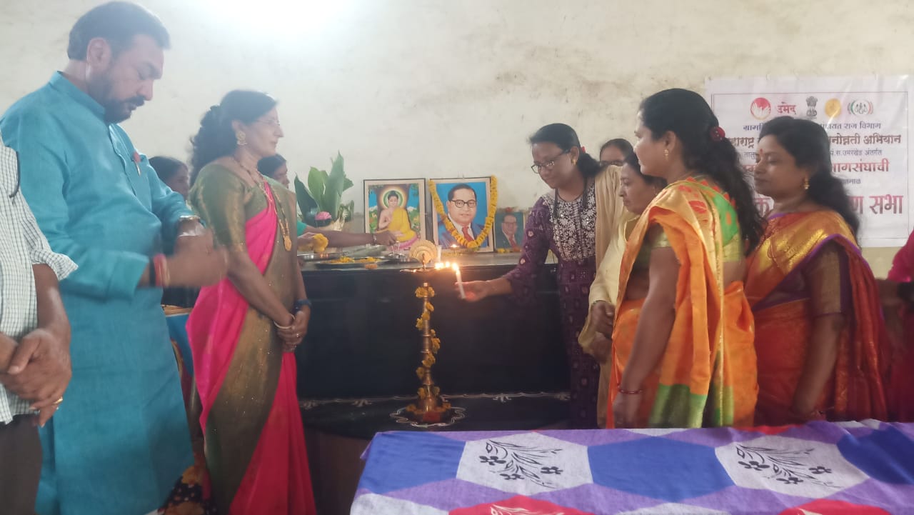 Read more about the article <em>महाराष्ट्र राज्य ग्रामीण जीवनोन्नती अभियान अंतर्गत स्थापन उमंग महिला प्रभागसंघ मुळावा ची वार्षिक सर्वसाधारण सभा तसेच कार्यालय उद्घाटन संपन्न</em>