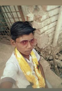 Read more about the article सावळेश्वर येथील वीर मरण प्राप्त झालेल्या चेतन च्या आई ला मदतीसाठी सरसावले अनेकांचे हात