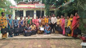 Read more about the article <em>पंचायत समिती उमरखेड उमेद महिलांच्या वतीने रक्षाबंधन मोठ्या उत्साहात साजरा</em>