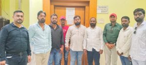 Read more about the article शासकिय तथा निमशासकिय आश्रम शाळा तथा जि. प. शाळेत विद्यार्थीनींना सर्व सोयी सुविधा उपलब्ध करून द्यावी: <em>मनविसे जिल्हाउपाध्यक्ष कुलदिप चंदणखेडे तथा मनसे जिल्हासचिव किशोर मडगुलवार यांची मागणी</em>