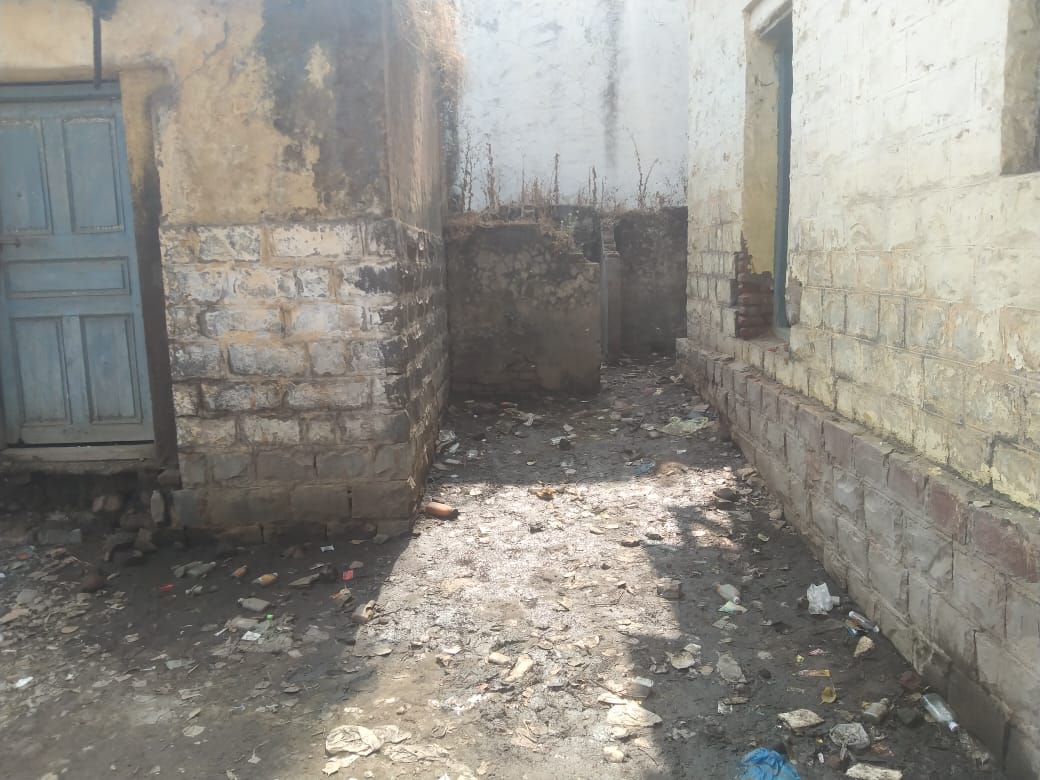 Read more about the article मुत्रीघर नसल्यामुळे होत आहे अनेक लोकांची कुचंबना यावर तोडगा कधी निघणार??