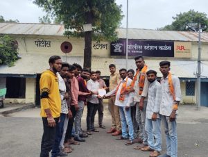 Read more about the article <em>कळंब तालुक्यातील ग्रामीण भागातील अवेद्या धंदे बंद करण्या बाबत मनसेचे निवेदन</em>