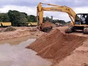 Read more about the article रेतीघाटाचे लिलाव अडकले,<br>रेतीचोरीसाठी तस्कर सरसावले, प्रतिबंधासाठी प्रयत्नाची गरज