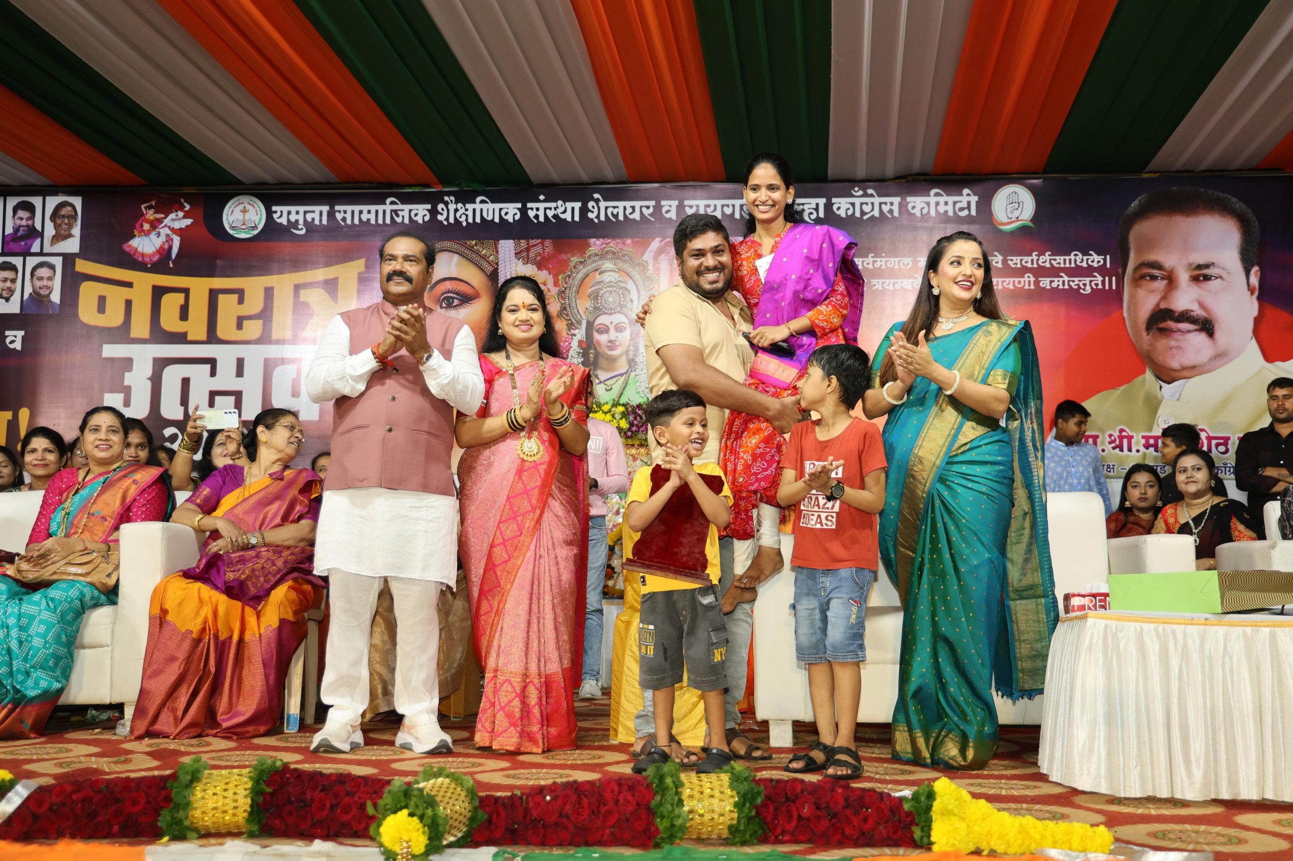 Read more about the article रायगड जिल्हा कॉंग्रेस कमिटी आयोजित खेळ पैठणीच्या खेळात शेवंताची उपस्थिती !