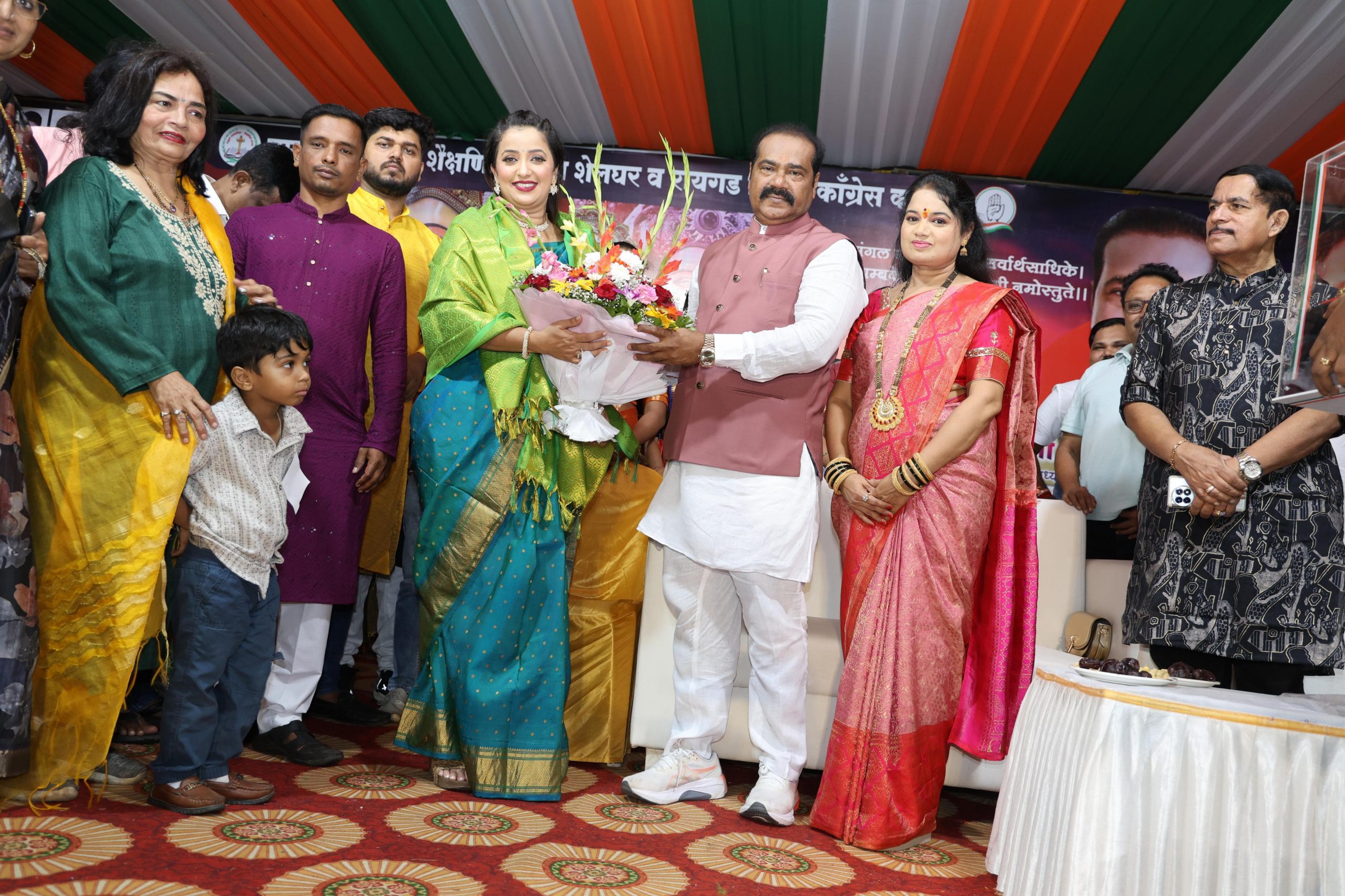 Read more about the article दिवंगत ज्येष्ठ कामगार नेते शाम म्हात्रे साहेब यांची ६९ वी जयंती उत्साहात साजरी