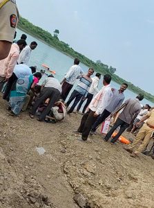 Read more about the article नदीपात्रात बुडून दोन शाळकरी मुलींचा दुर्दैवी मृत्यू. , लगतच्या कोच्ची येथील घटना