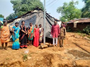 Read more about the article कुंदा ठाकूर व विश्रांती घरत यांच्या माध्यमातून आदिवासी वाडीवर हायमास्टची सुविधा