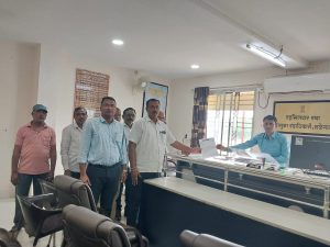 Read more about the article पिक विम्याचे पैसे द्यावे राळेगाव ग्राविकाची मागणी