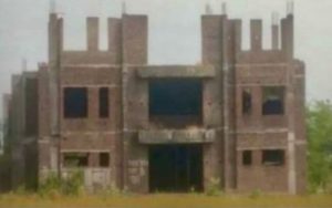 Read more about the article सांस्कृतिक सभागृहाच्या इमारतीची अवस्था बिकट, गोडबोल्या संस्कृतीने विकास अशक्य, राळेगाव मतदारसंघात विकासकामांचा खेळखंडोबा