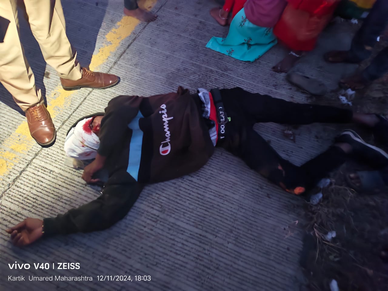 Read more about the article भरधाव दुचाकीच्या धडकेत चालकासह एक इसम गंभीर जखमी, रिधोरा गावाजवळील घटना