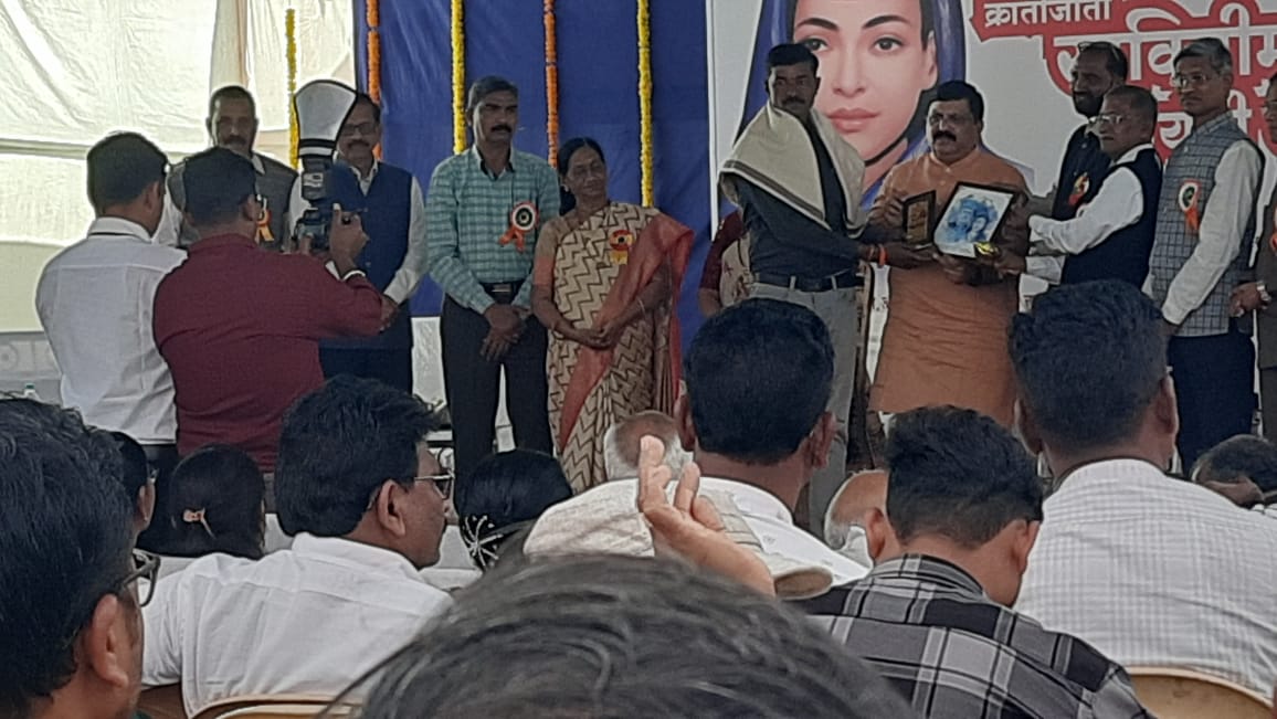 Read more about the article रुग्ण मित्र संजय गुरनुले यांचा नागपुर येथे सत्कार