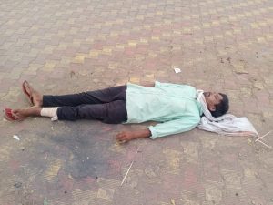 Read more about the article गावठी  दारूने घेतले एकच वर्षात पाच बळी गावात शोकाकुल वातावरन खुले आम विकली जाते दारू कारवाई होणार तरी कधी ग्रामस्थांचा प्रश्न