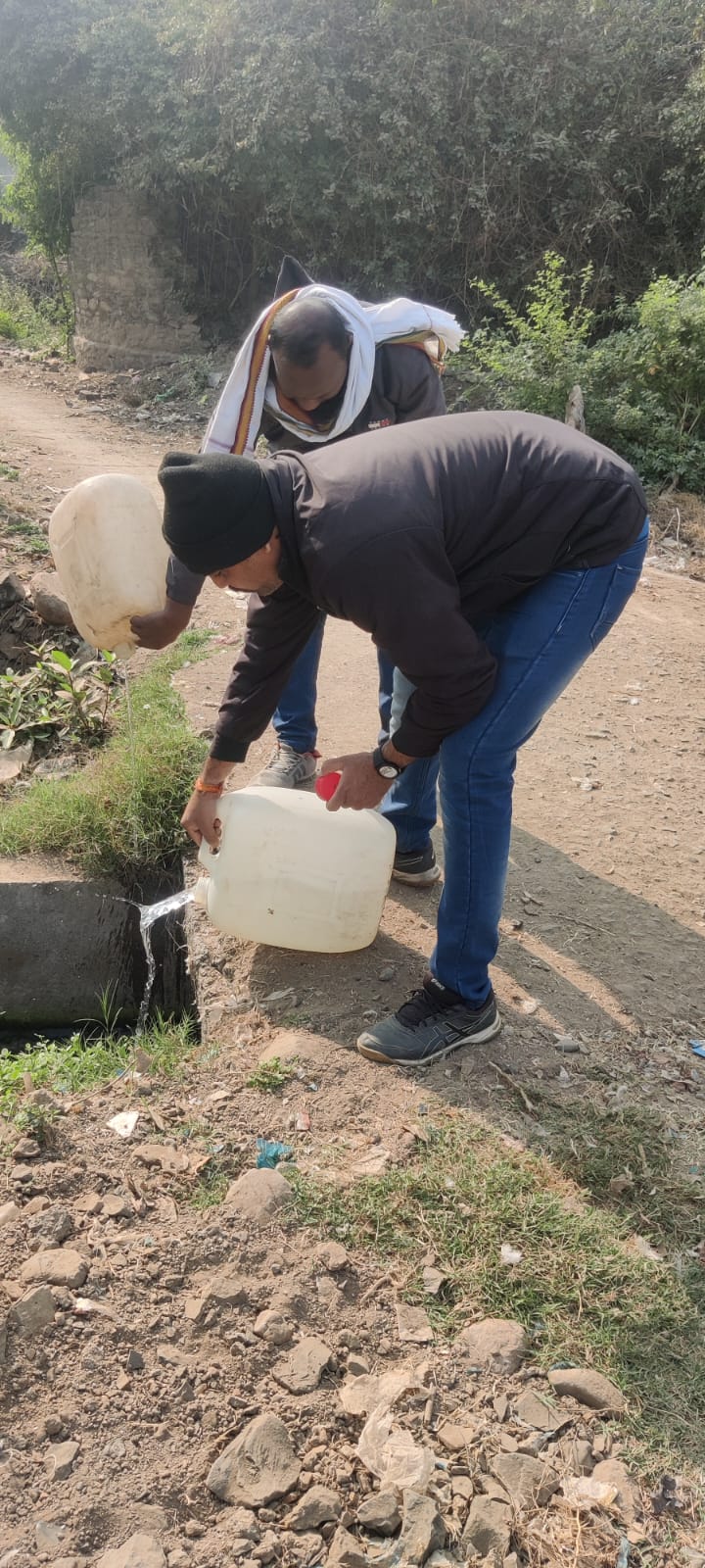 Read more about the article बातमी प्रकाशित होताच<br>गावात दारू माफियांवर कारवाई