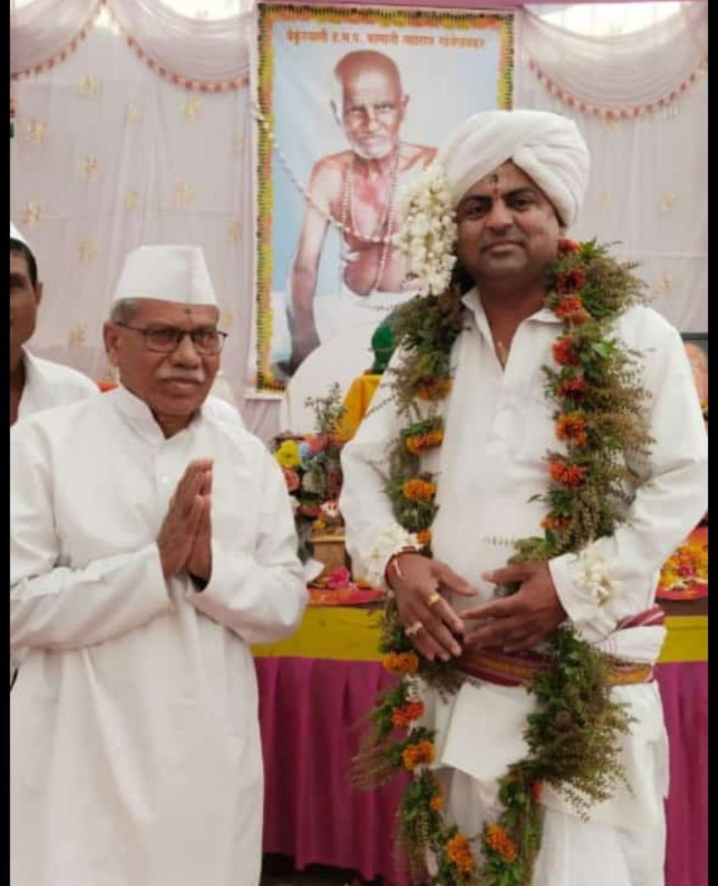 Read more about the article अखंड हरिनाम सप्ताहाचा काला म्हणजे अभेदात्मक अवस्था होय__ह.भ.प. नामदेव महाराज काकडे