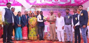 Read more about the article <em>डॉ. बी. एम. कोकरे यांना जीवनपुर्ती पुरस्कार</em>